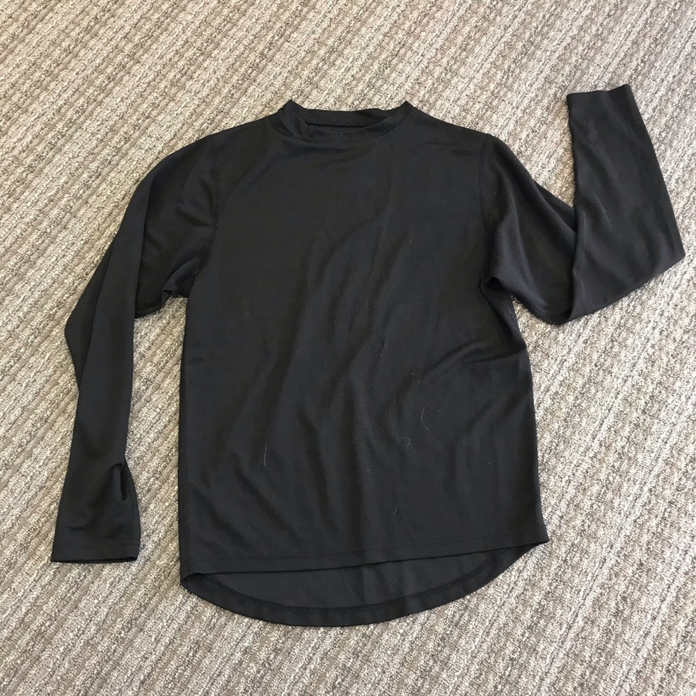 Weatherproof lightweight base layer